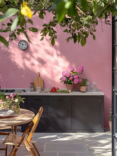 Lullaby Exterior Masonry Paint - Image 7